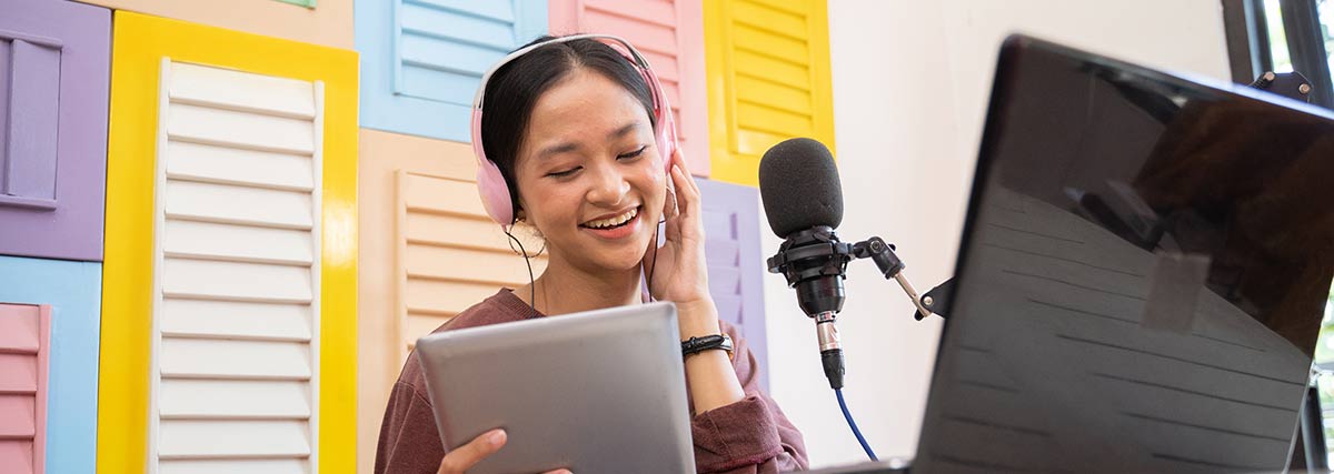 asian woman in singing lesson