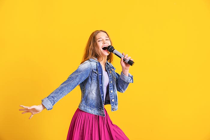 young female singer feat